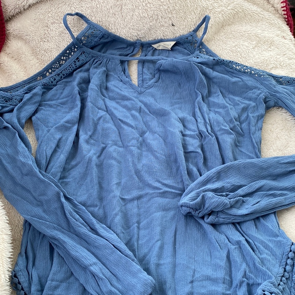 Aero cold shoulder blue blouse